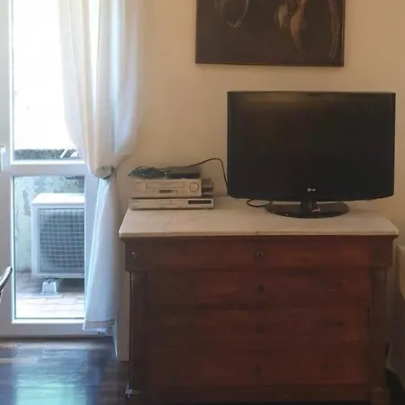 Apartment Sanzio16 Milan